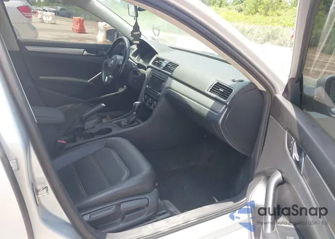 2015 Volkswagen Passat 1.8T Limited Edition from USA, damaged, VIN 1VWAT7A36FC115431